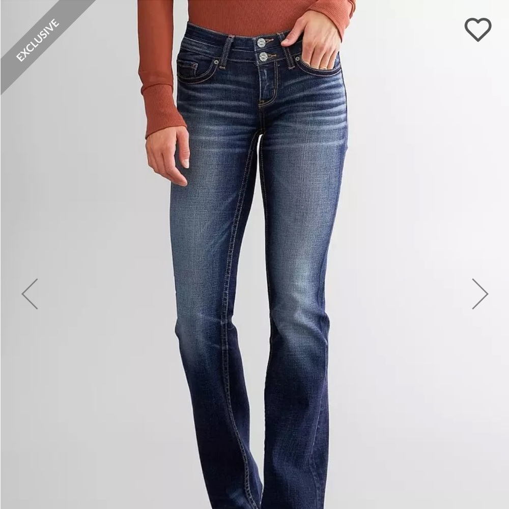 BKE Stella boot cut jeans in color “Snyder”